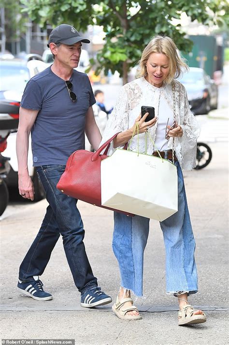 naomi watts daily mail|naomi watts new husband.